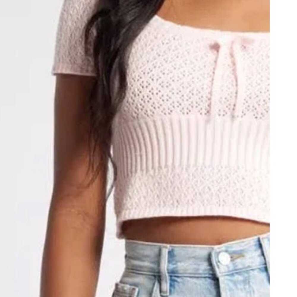 Short Sleeve cropped pink sweater SZ: XL